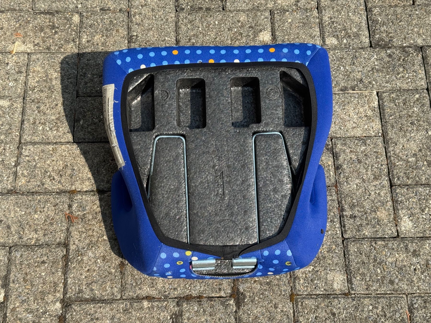 Auto-Kindersitze: Volvo Kindersitz Erhöhung – Gebraucht aus Frauenfeld von can_touch_this 4