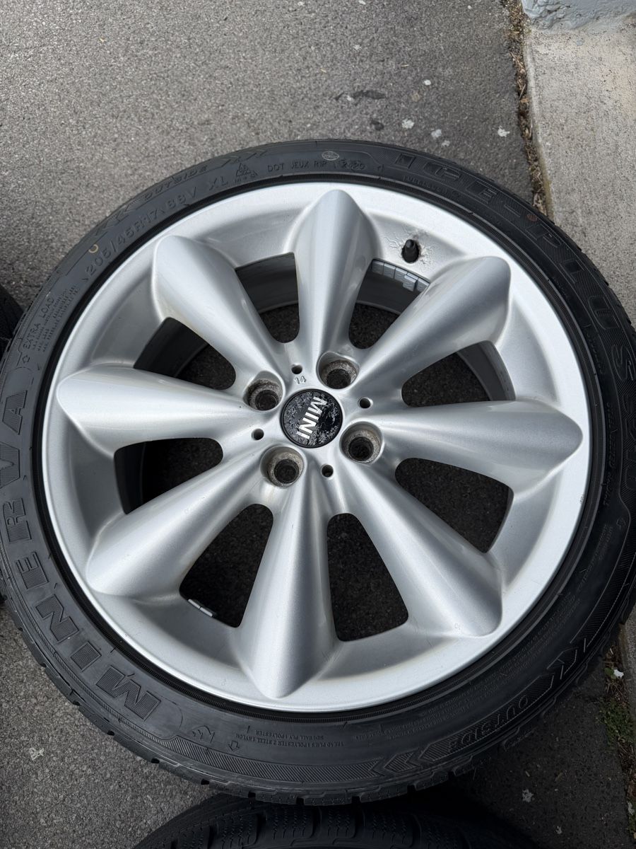 Mini Pneumatici & Ruote complete: Original Mini 17 Zoll Winter – Usato da Mollis venduto da BSL10 3