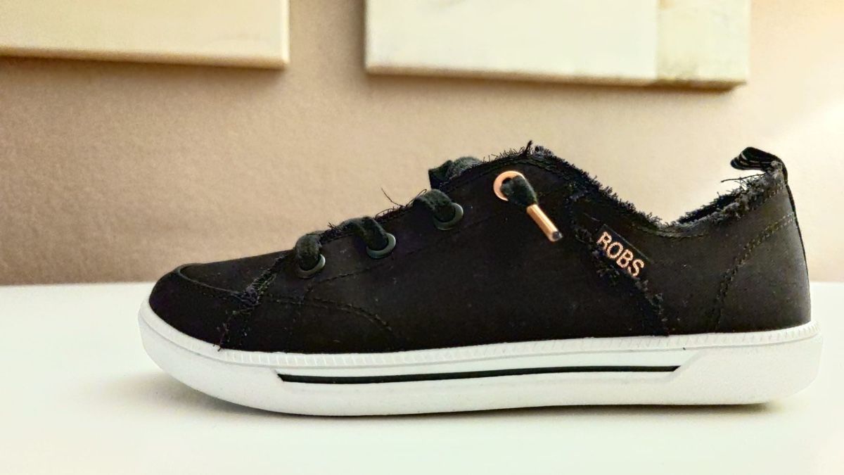Damenschuhe: Bobs Memory Foam Schuhe Schwarz Grösse 36 neu – Neu und originalverpackt aus Riehen von markstre11 2
