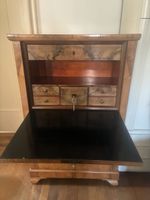 Charmant meuble ancien en bois