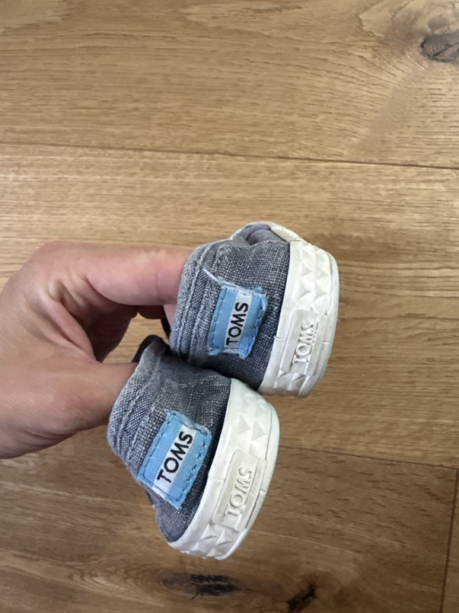 Toms Chaussures garçon: Chaussures légères Toms 23,5  – D'occasion à Montreux par canori 2