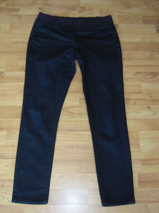 Jeans: Umstands Jeanshose, Grösse 40 – Usato da Niederweningen venduto da sho_mb8y