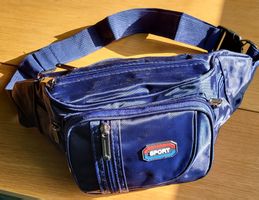 Blaue Bauchtasche / Gürteltasche