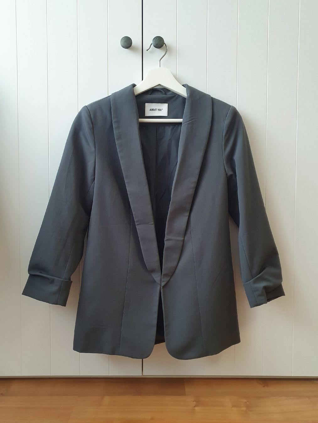 Completi & Tailleur: Blazer graphit/grau/grün XS/S – Nuovo (secondo la descrizione) da Wetzikon ZH venduto da FundusFuchs 1