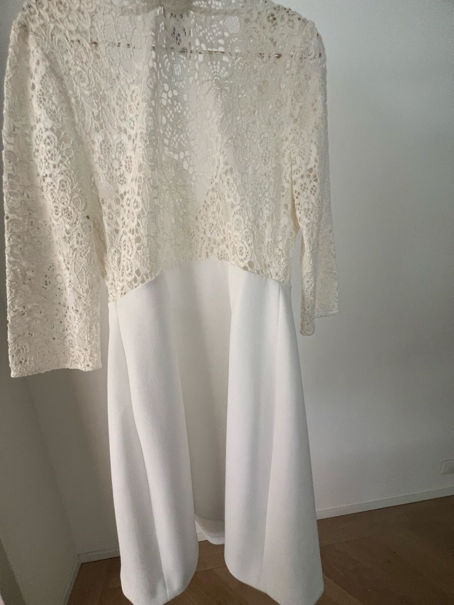 Claudie Pierlot Kleider: Claudie Pierlot Spitzenkleid écru – Gebraucht aus Zürich von prima.01 4