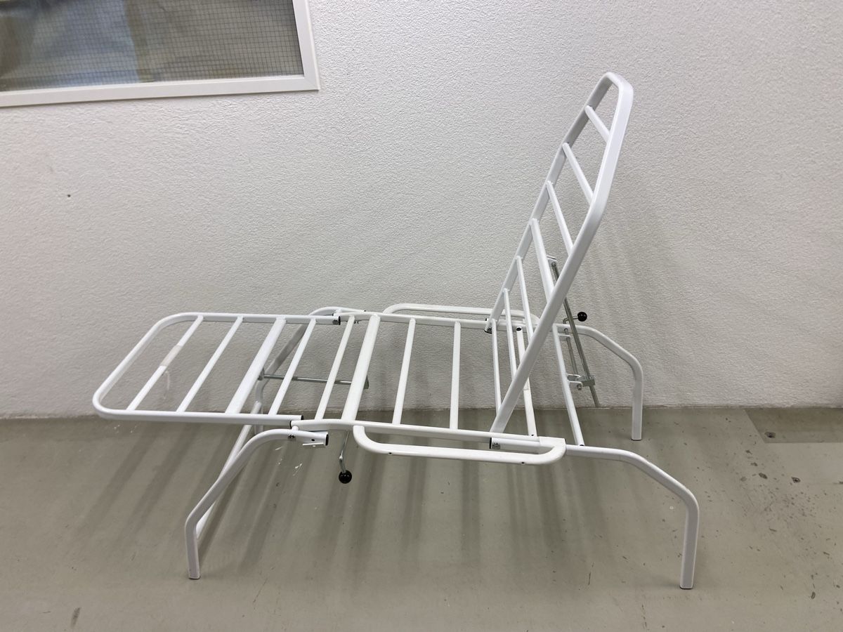 Sedie a sdraio: Massageliege – Usato da Niederhasli venduto da Fundus64 2