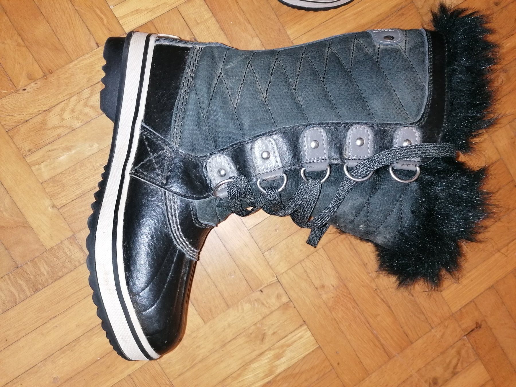 Sorel Scarpe per ragazzi: Sorel Winterstiefel 33 – Usato da Müllheim Dorf venduto da florita01 1