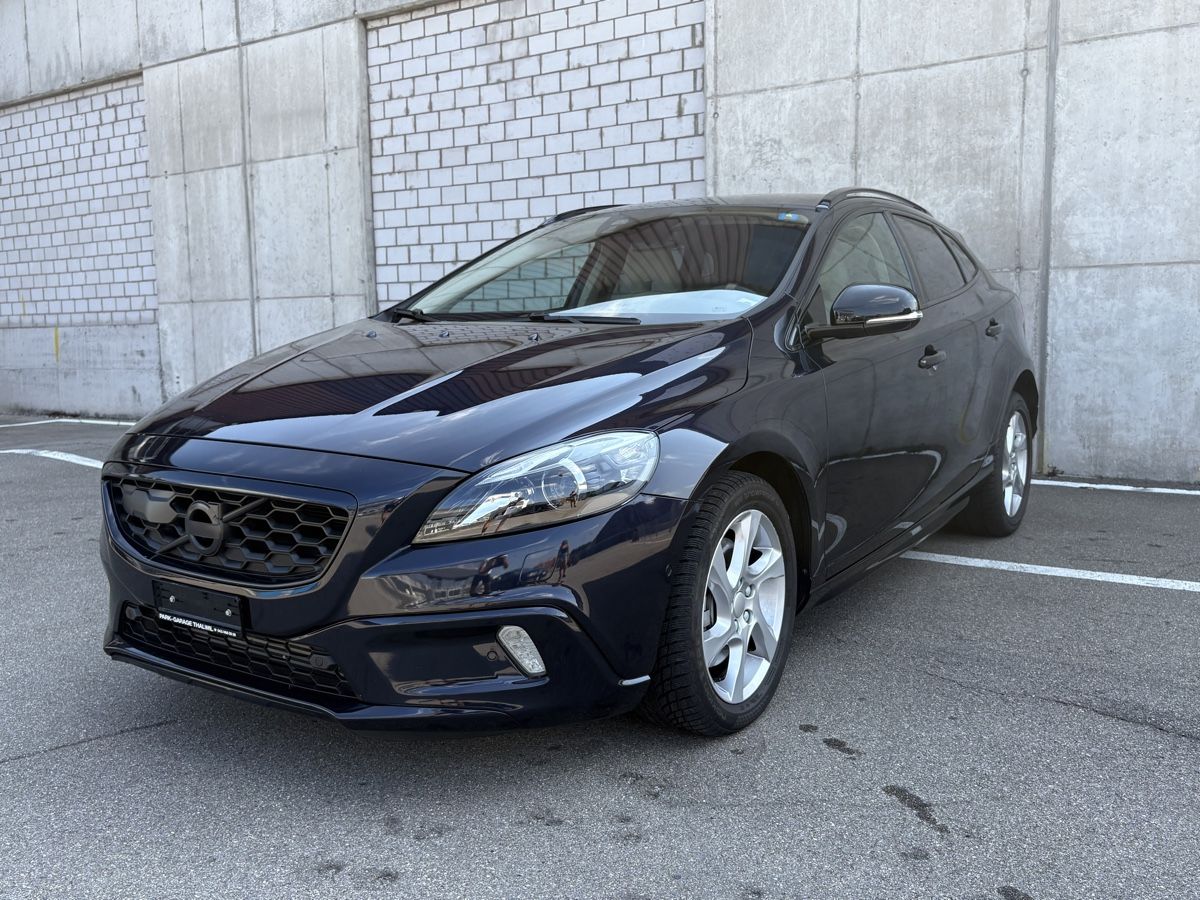 Volvo Autos: Volvo V40 CC T5 – D'occasion à Tann par handel68