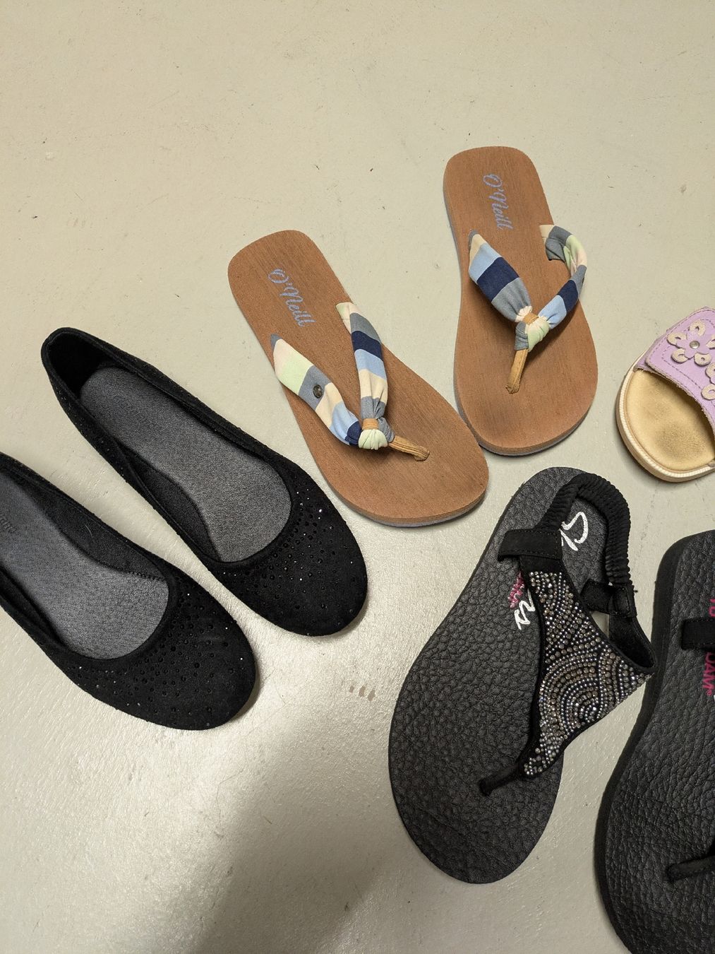 Scarpe per ragazze: Sommerschuhe Mädchen Gr. 35 – Usato da Pfäffikon ZH venduto da some82