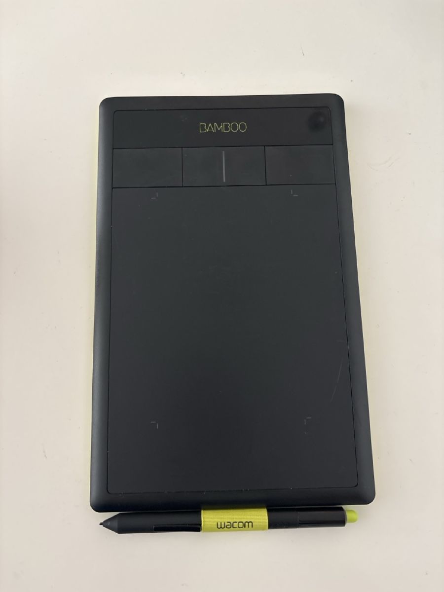 Tablet PC: Bamboo Grafiktablett mit Stift guter Zustand – Usato da Thusis venduto da KultSticker