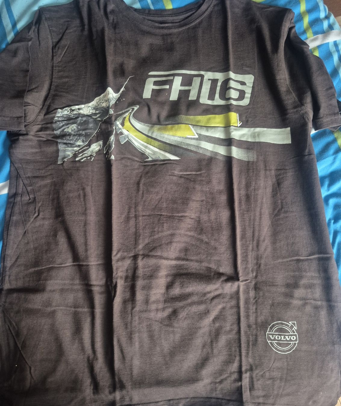 T-shirt: T Shirt volvo – Nuovo (secondo la descrizione) da Winznau venduto da Diabetes 2
