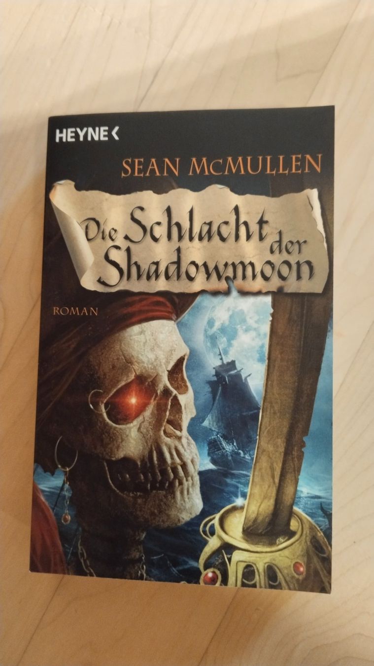 Libri: Shadowmoon - Die ersten zwei Bände – Usato da Brülisau venduto da san_d8f2 2