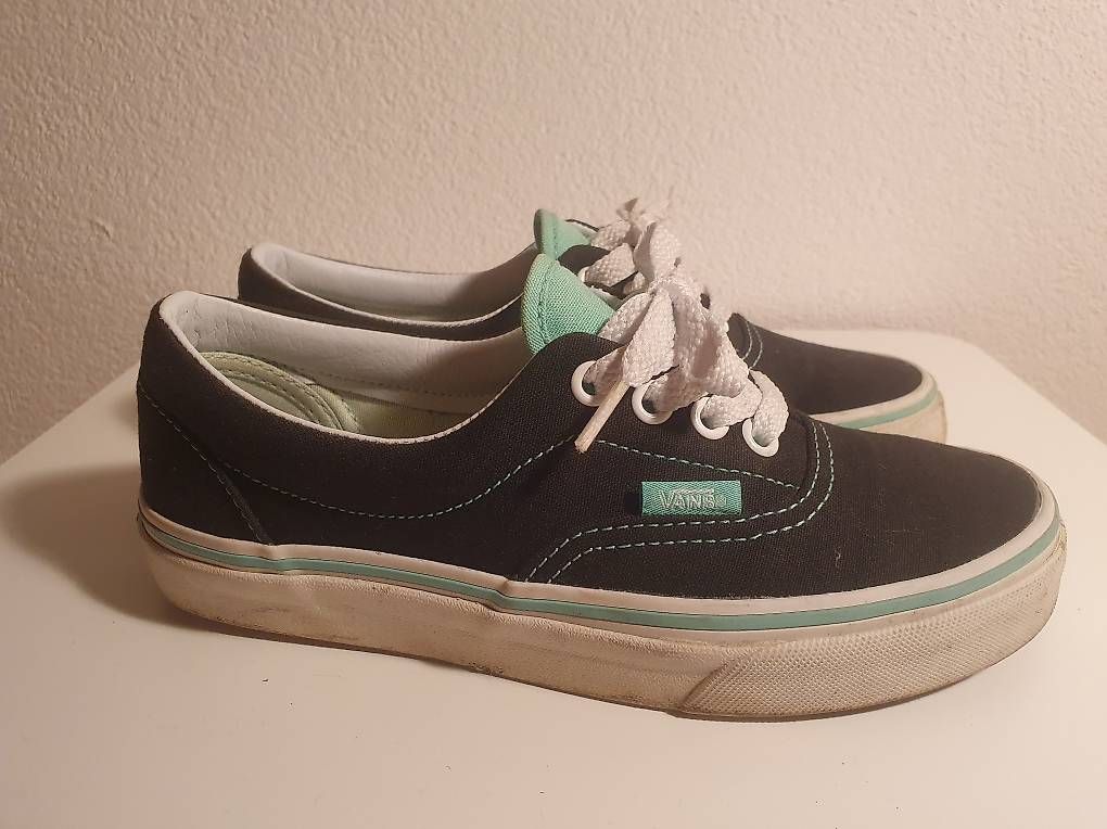 Vans Scarpe da uomo: Vans Authentic / 34.5 – Usato da Bern venduto da PH85BE 3