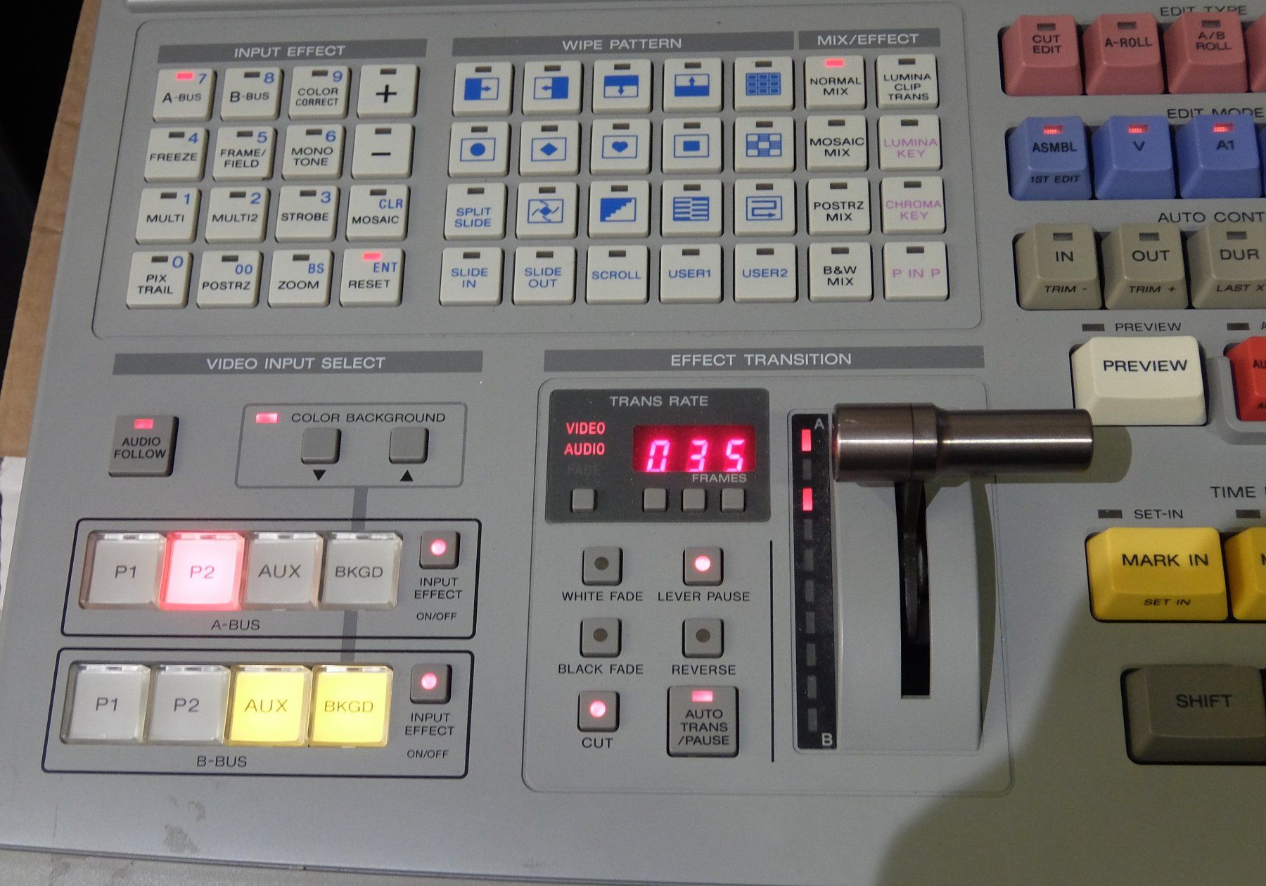 Sony Console di mixaggio: Mixer Sony FXE-100P Video Editing System – Usato da Basel venduto da Elektronik_Markt 1