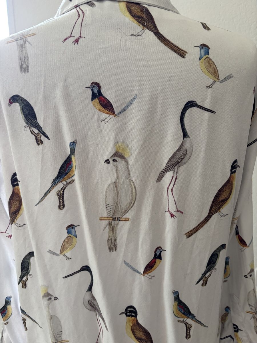 Camicette: Bluse lang mit Vogelmuster Gr L – Usato da Gossau ZH venduto da urselini 2
