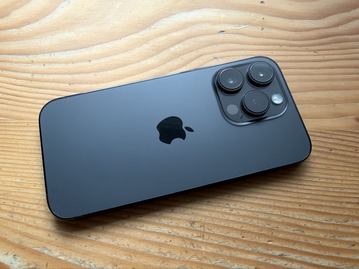 Apple Telefoni cellulari / Smartphones: iPhone 14 Pro 1 Terrabite – Usato da Zürich venduto da Farini 2