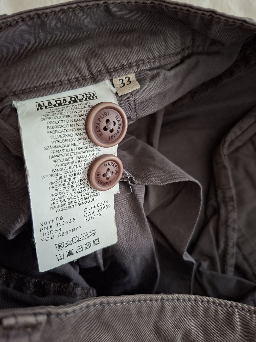 Napapijri Pantaloni: Short Napapijri, taille 33, – Usato da Renens VD venduto da ser_j2fn 2