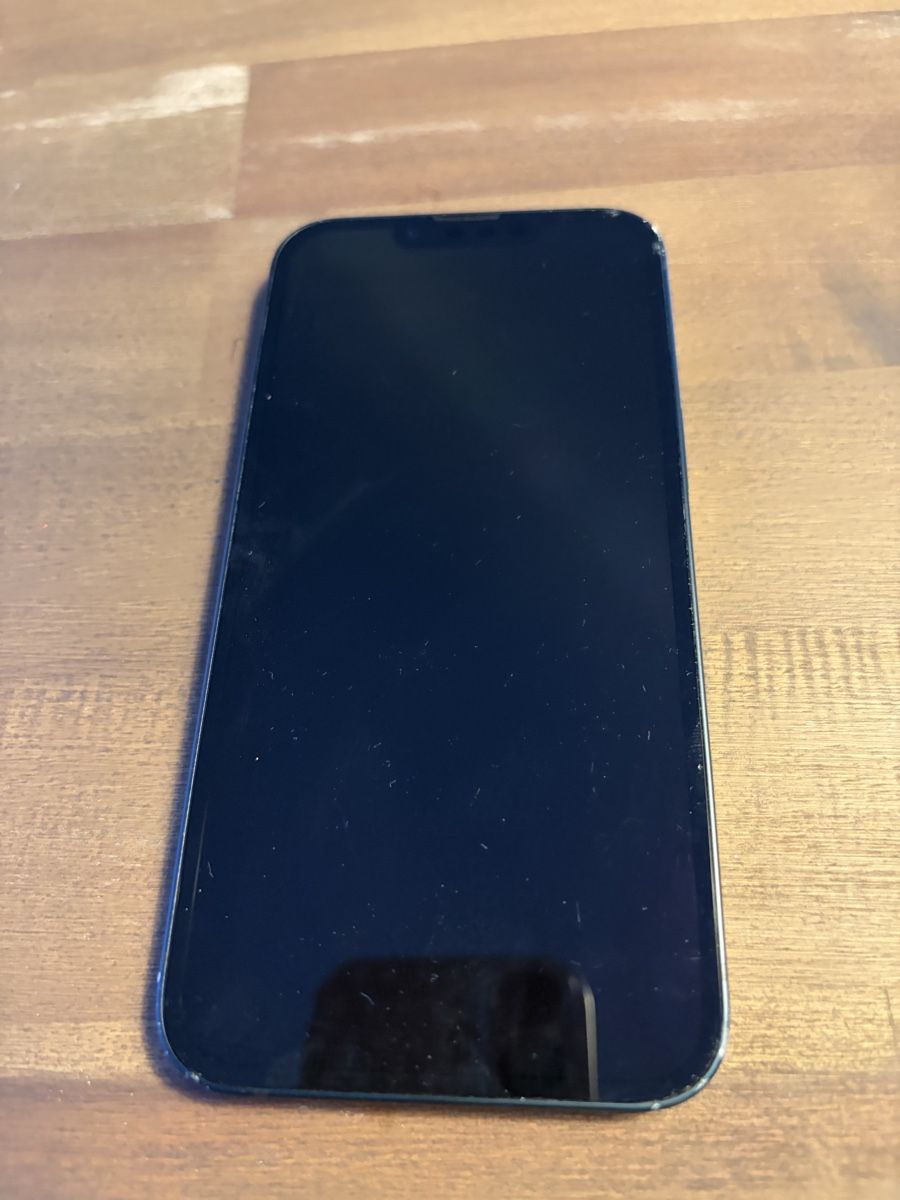 Apple Telefoni cellulari / Smartphones: I Phone 13  – Usato da Tagelswangen venduto da Gizzmo..77 2