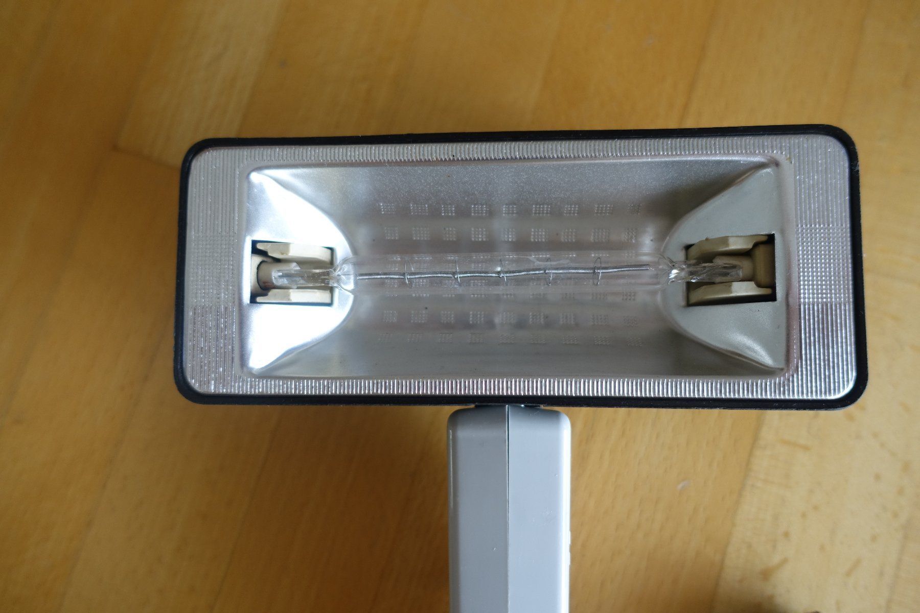 Lampen: EFFECT Vintage Video Leuchte – Gebraucht aus Frümsen von amadiss 2