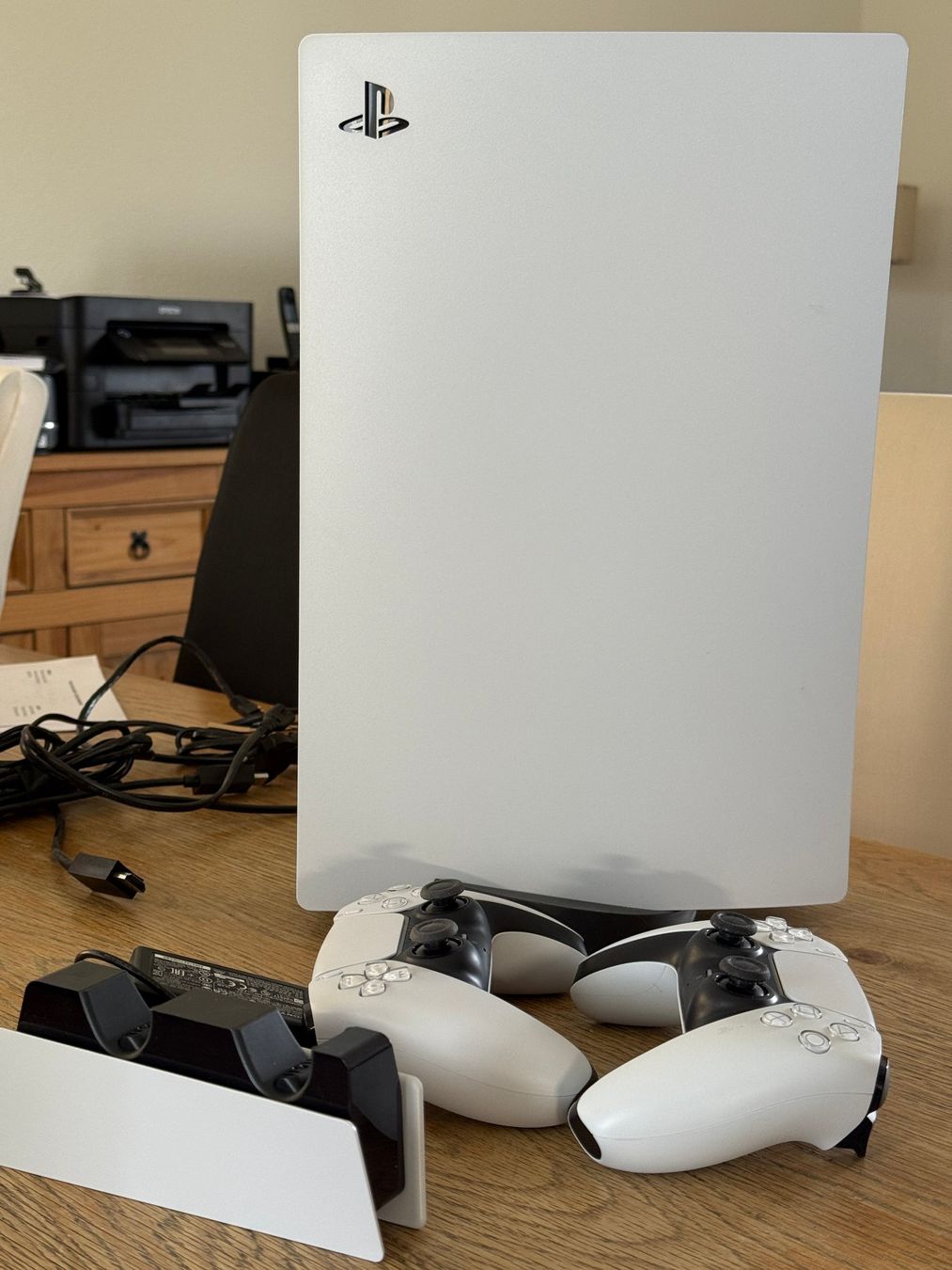 Sony Konsolen: Sony PS5 – Gebraucht aus Cossonay-Ville von Nomade0