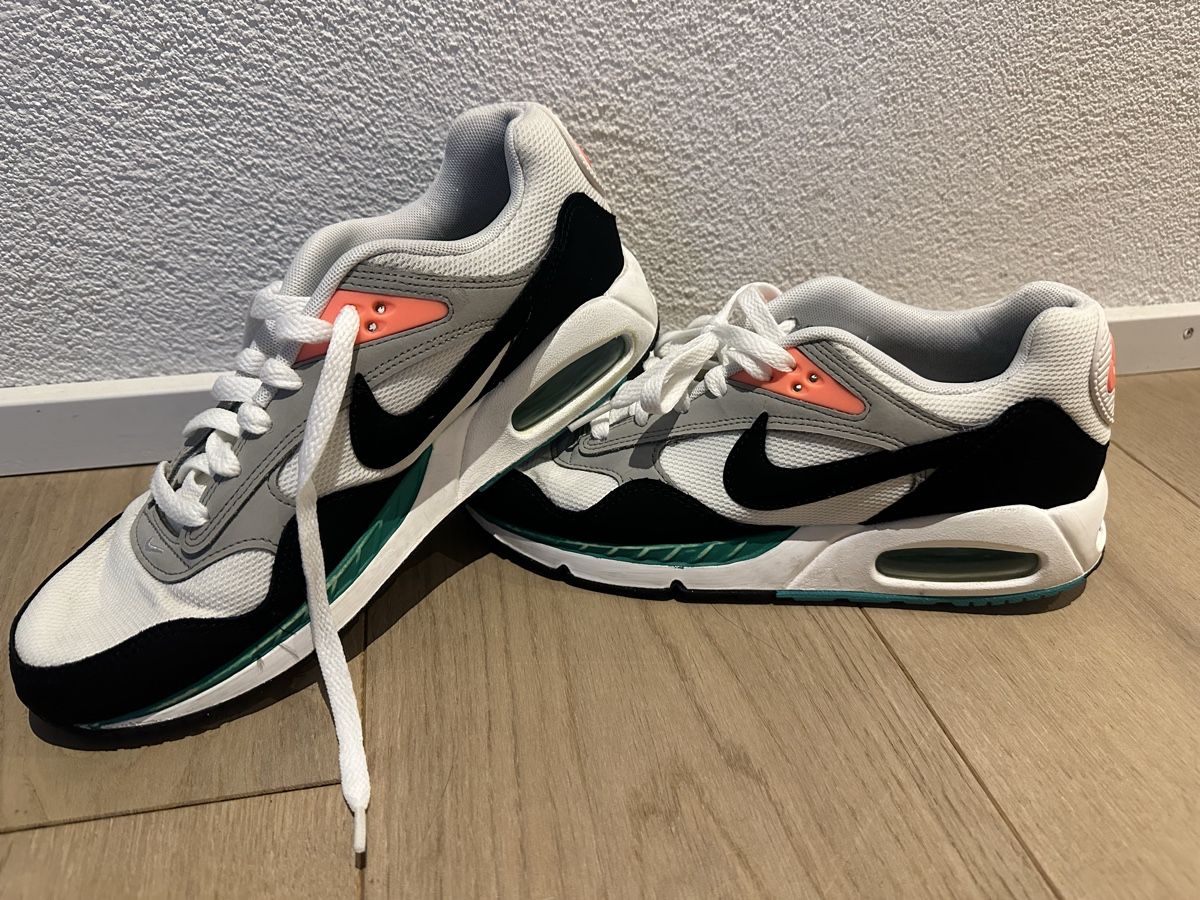 Nike Scarpe da donna: Nike Air 40.5 Turnschuhe – Usato da Altendorf venduto da Quietwater