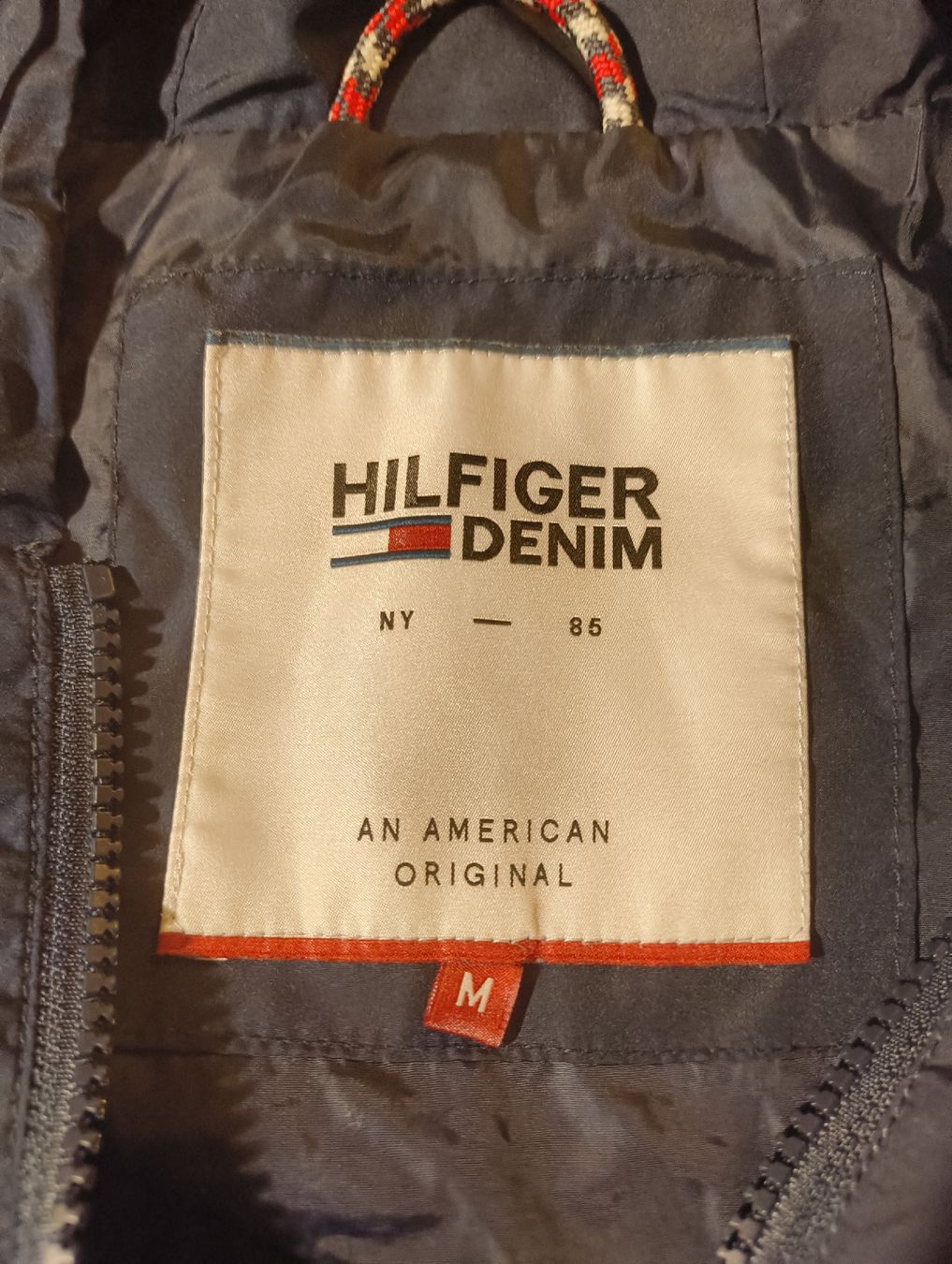 Tommy Hilfiger Giacche: Tommy Hilfiger Jacke Gr. M – Usato da Basel venduto da Andriinnn 2