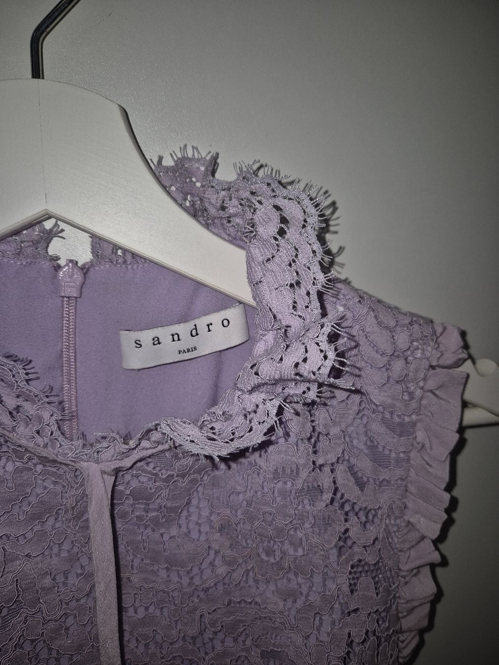 Sandro Kleider: Robe Sandro Dentelle Lila  – Gebraucht aus Puplinge von melodiieee 1