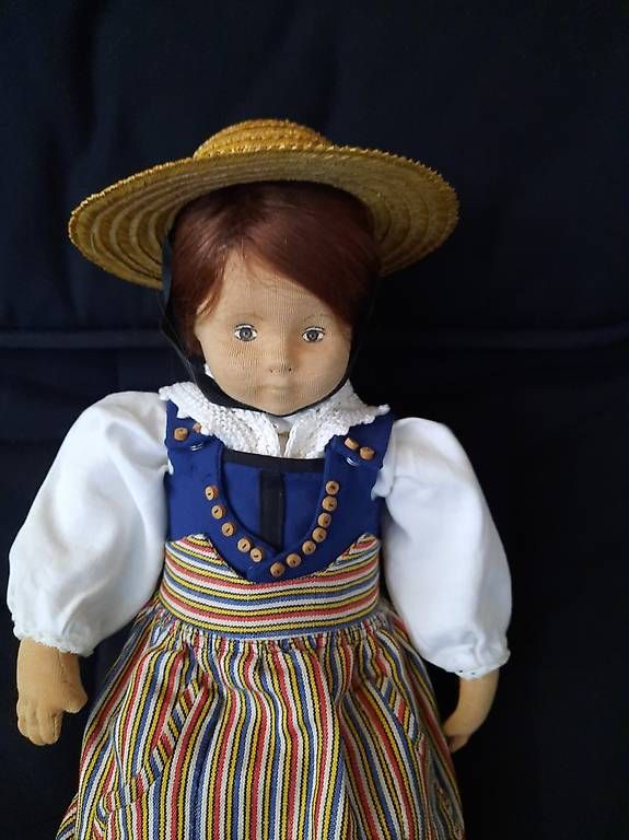 Bambole: Trachtenpuppe handgemacht – Usato da Oberkulm venduto da Rrene65 1