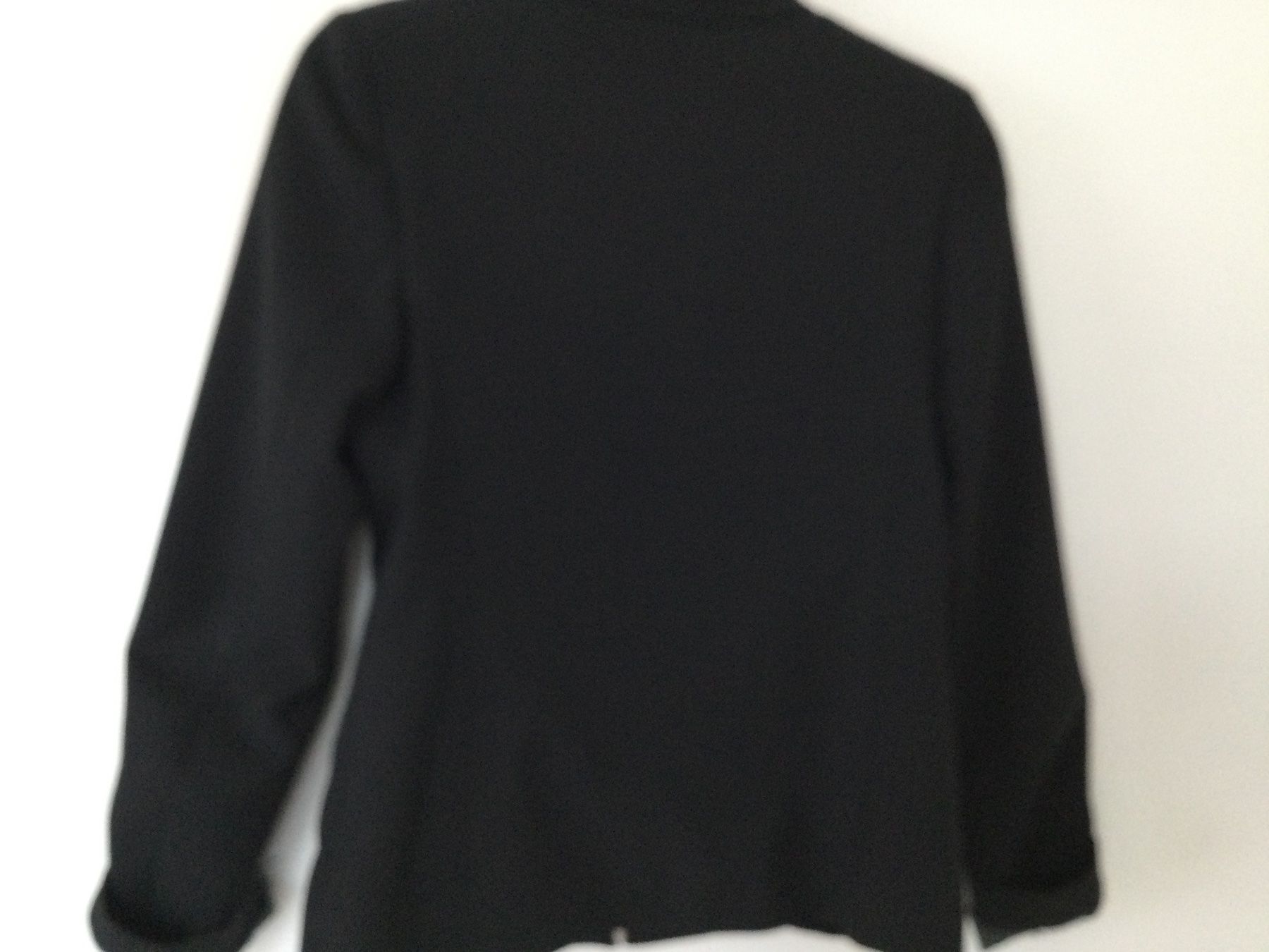 Sisley Anzüge & Kostüme: Schwarzer Sisley Blazer, zeitloser Klassiker, Grösse 36 – Gebraucht aus Zug von ang_rxx5 4
