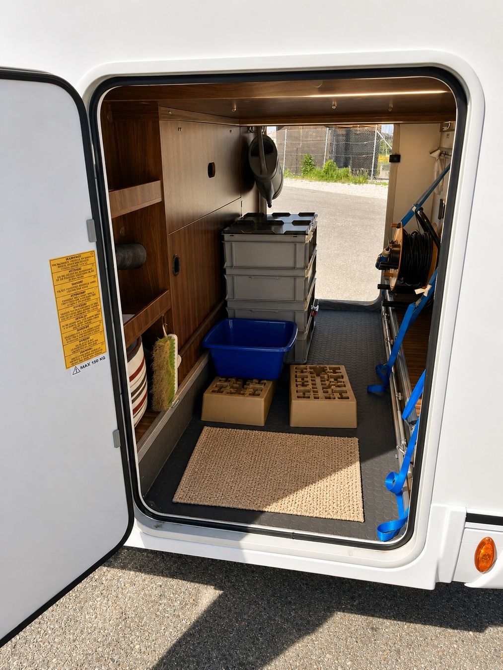 Adria Veicoli da campeggio: Adria Matrix Plus M 670 expertise 2026 auto. – Usato da Bulle venduto da dom_wb69 7