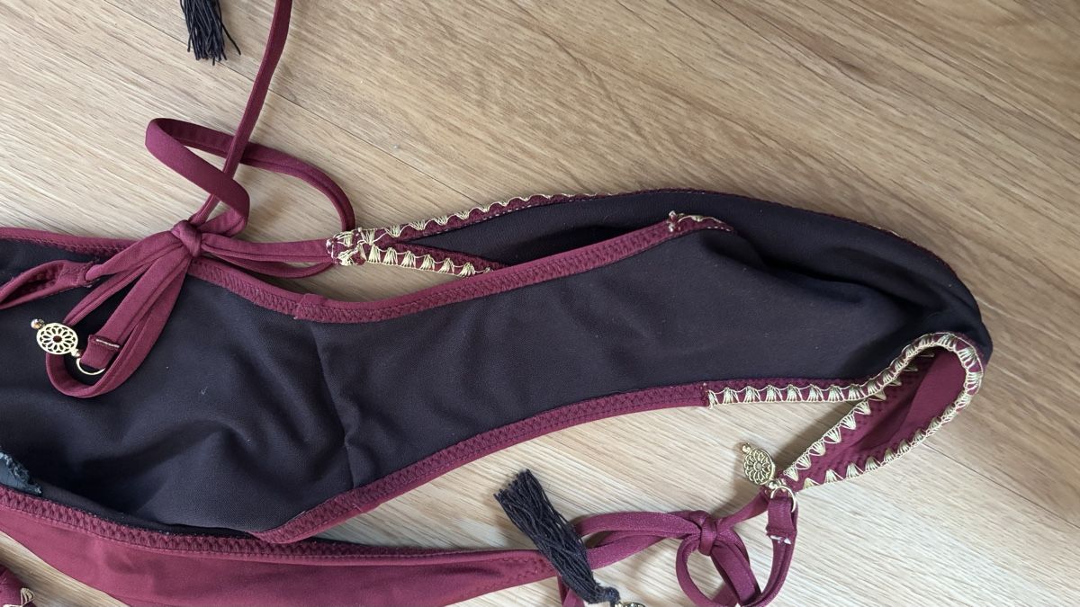 Costumi da bagno & Bikini: Bikini Weinrot  – Usato da Roggwil BE venduto da R.. 1