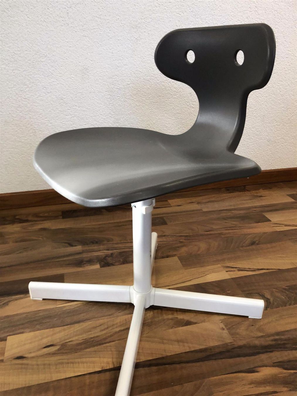 Ikea Stühle: 3 Stühle IKEA MOLTE grau – Gebraucht aus Schötz von Jekyll666 4