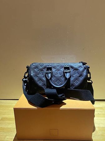 Sac Louis Vuitton Keepall Bandoulière 25 noir M20900 neuf 