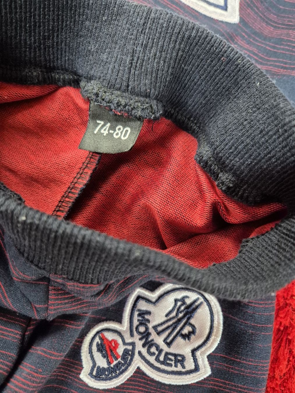 Moncler Maglioni & Felpe: Moncler Kinder Jogginganzug Gr. 74-80 – Nuovo (secondo la descrizione) da Pieterlen venduto da Vane_ssa_92 1