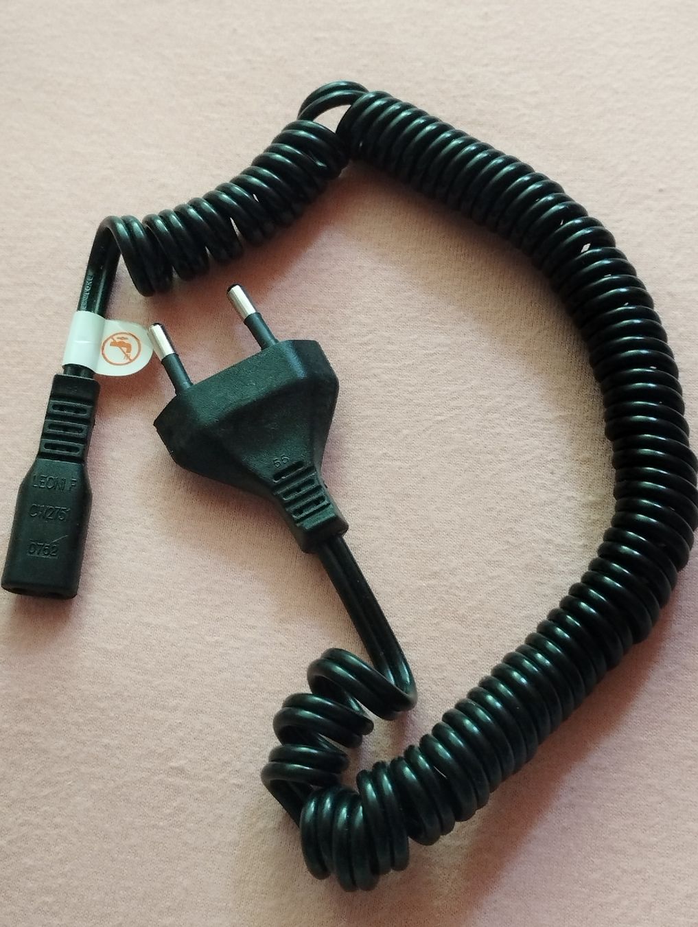 Kabel: Netzkabel Spiralkabel Schweizer Stecker Schwarz, neu – Neu und originalverpackt aus Ostermundigen von Dinge1