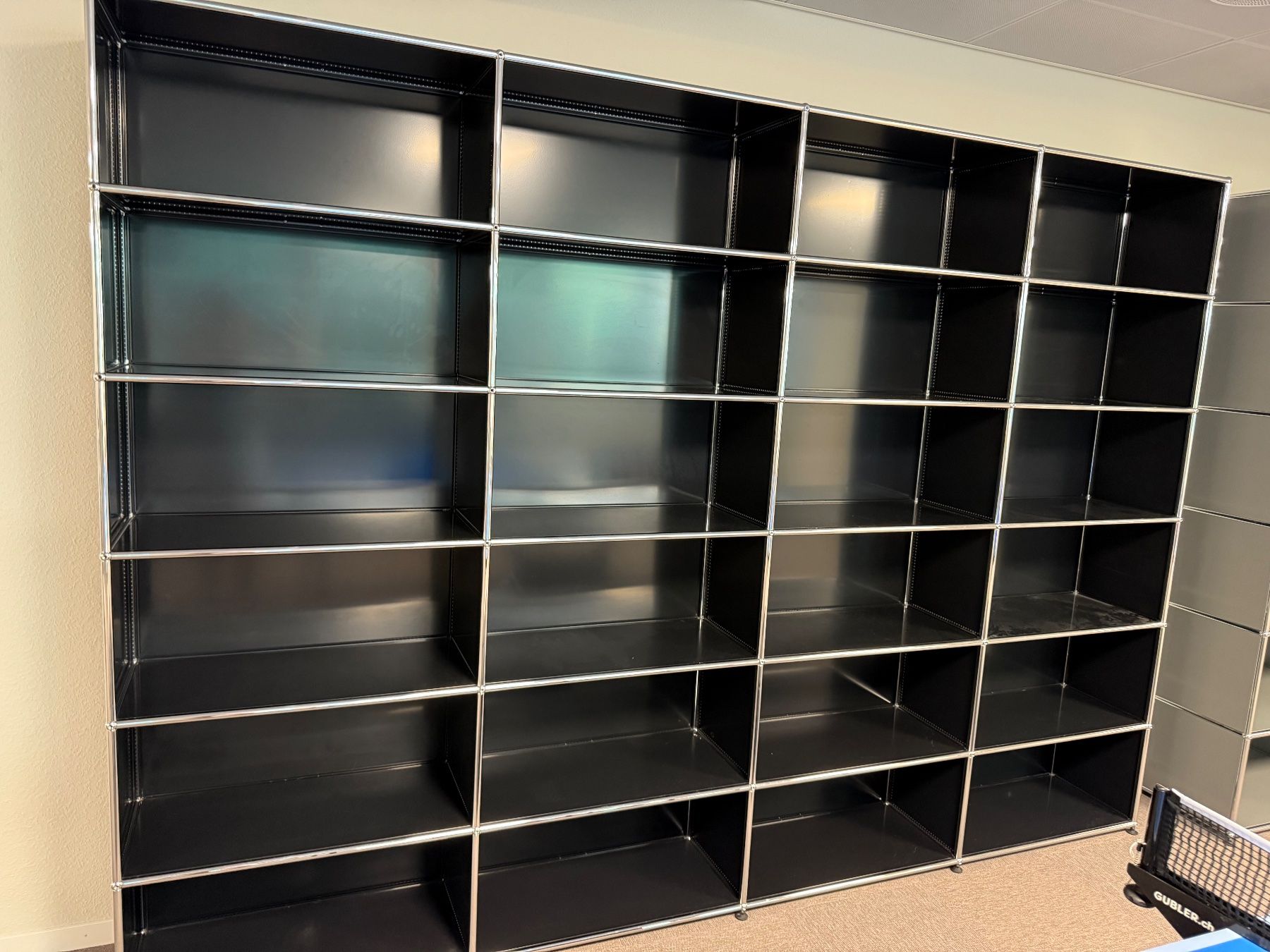 USM Regale: USM Haller Regal, schwarz, guter Zustand – Gebraucht aus Arlesheim von kifa02
