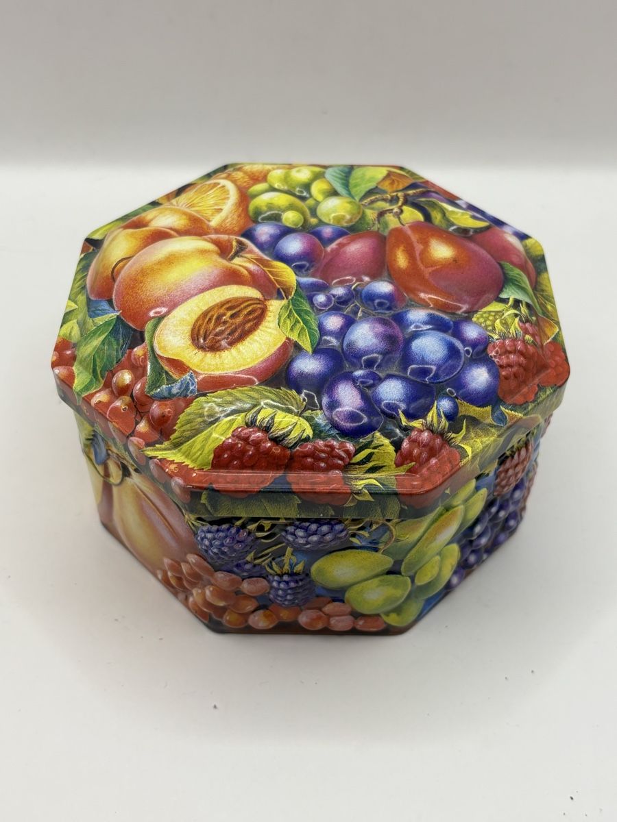 Behälter & Ähnliches: Cookie Box Churchill's embossed Vintage – Gebraucht aus Genève von sho_67qj 1
