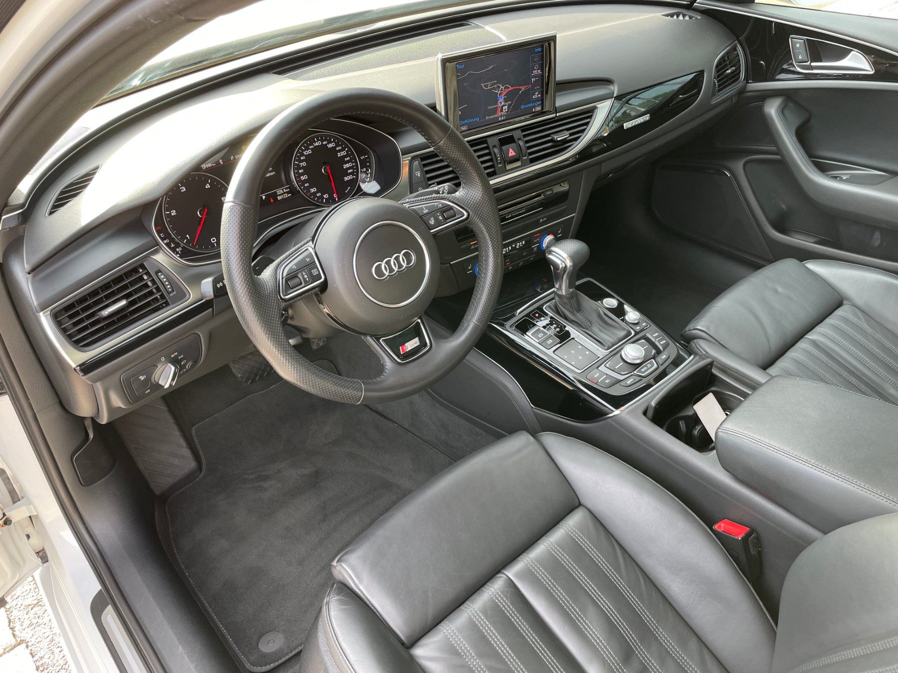 Audi Automobili: AUDI A6 Avant 3.0 BiTDI V6 quattro tiptronic – Usato da Schindellegi venduto da GCT_AG_Autos 6
