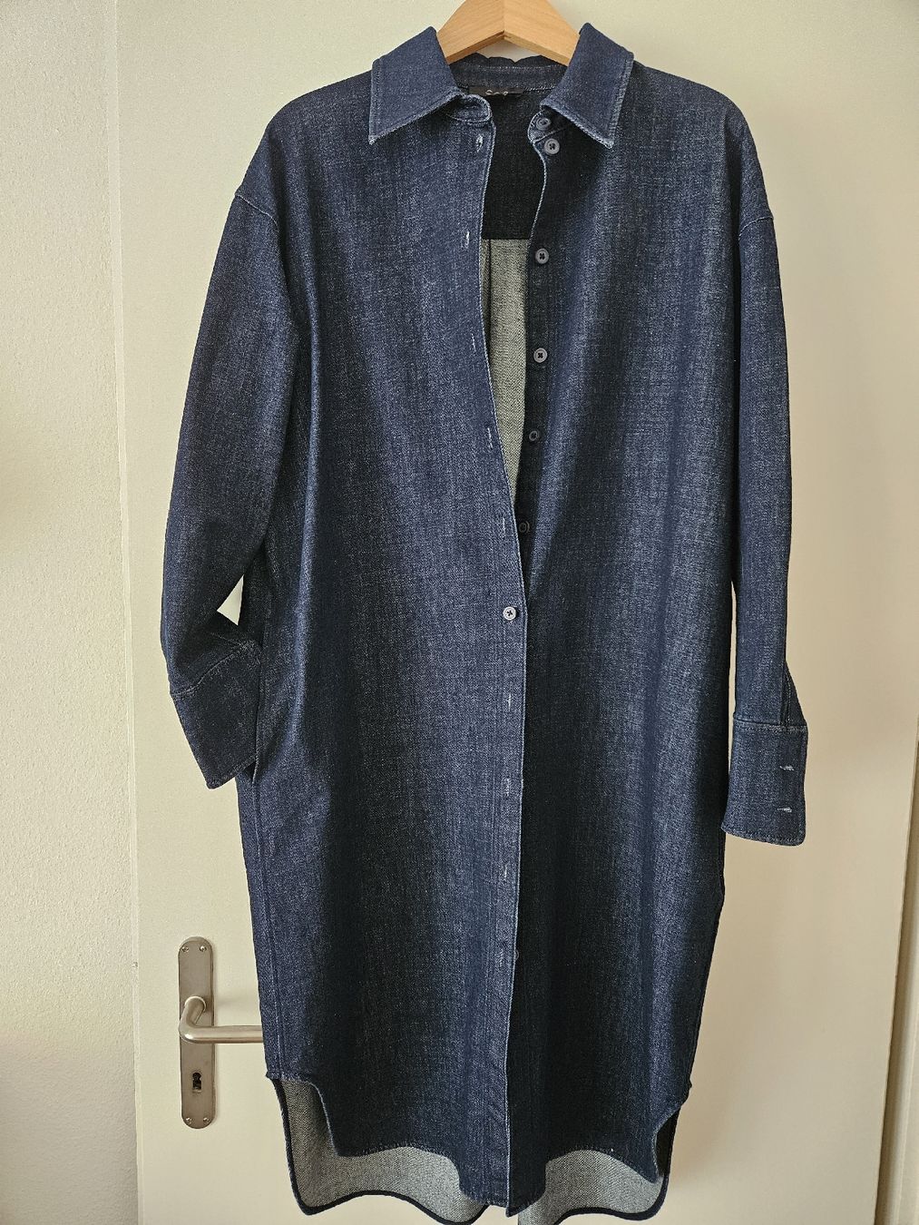 Cos Vestiti: COS Jeanskleid, Gr. 36 – Nuovo (secondo la descrizione) da Winterthur venduto da luna2266
