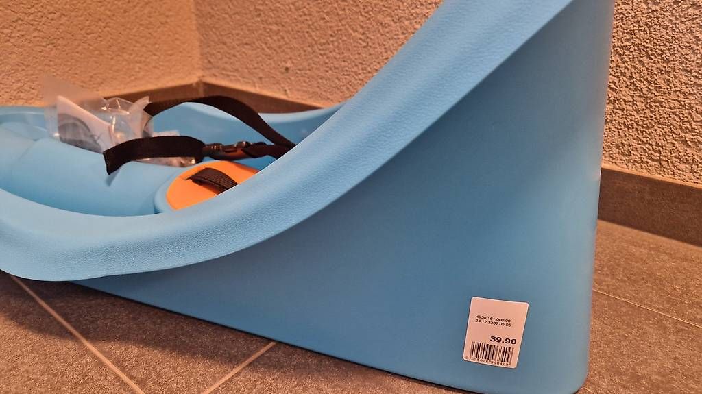 Luge: Luge bébé NEUVE – Neuf avec emballage d'origine à Léchelles par SoniaMac 1