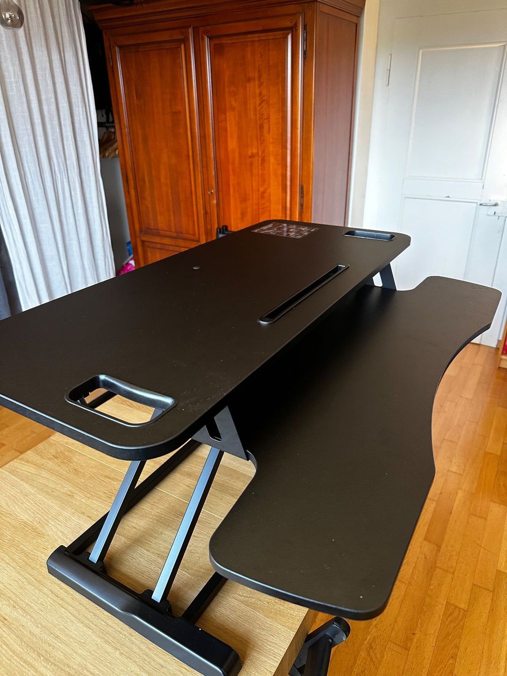Bureaux: DIGITUS Stand/Sit Desk Converter – D'occasion à Zürich par shobuxtreme 1