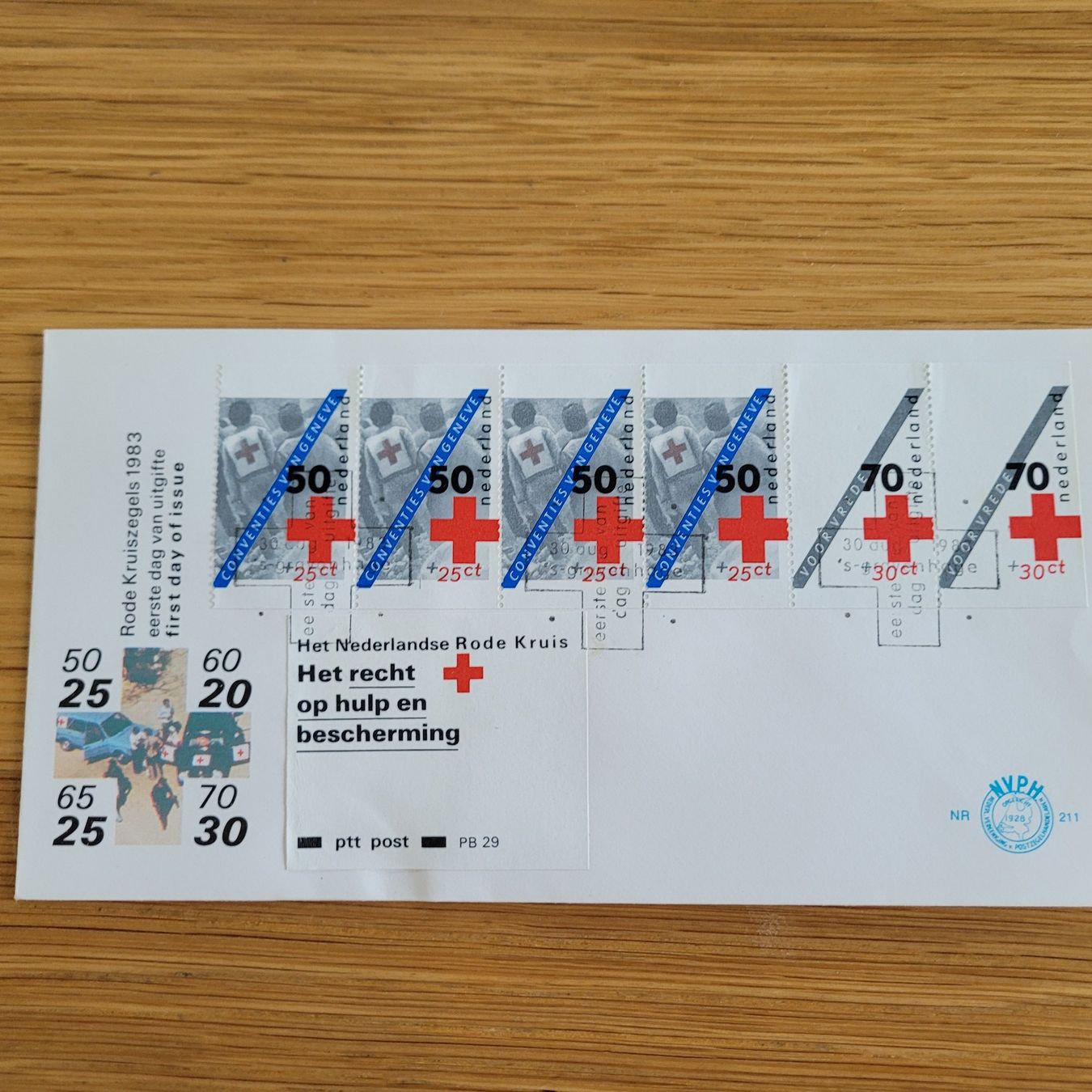 Tous les timbres: FDC Nederland Rode Kruiszegelds 1983 – D'occasion à Biel/Bienne par Destockweb