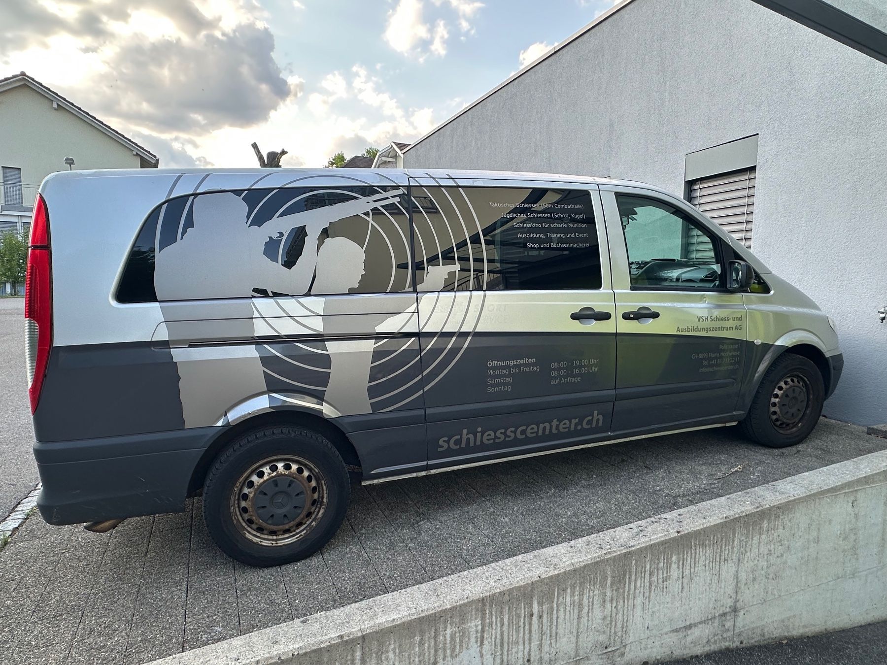 Mercedes-Benz Veicoli commerciali: Mercedes Benz Vito 115 CDI lange Version – Difettoso da Uznach venduto da Deer1