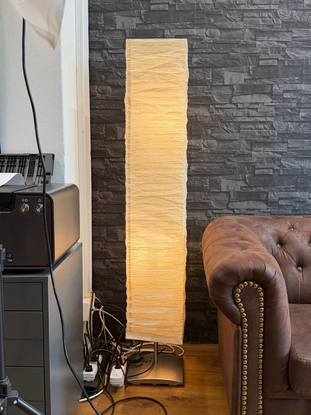 Lampen: Moderne Stehlampe im Reispapier-Look – Gebraucht aus Olten von antonio.troia