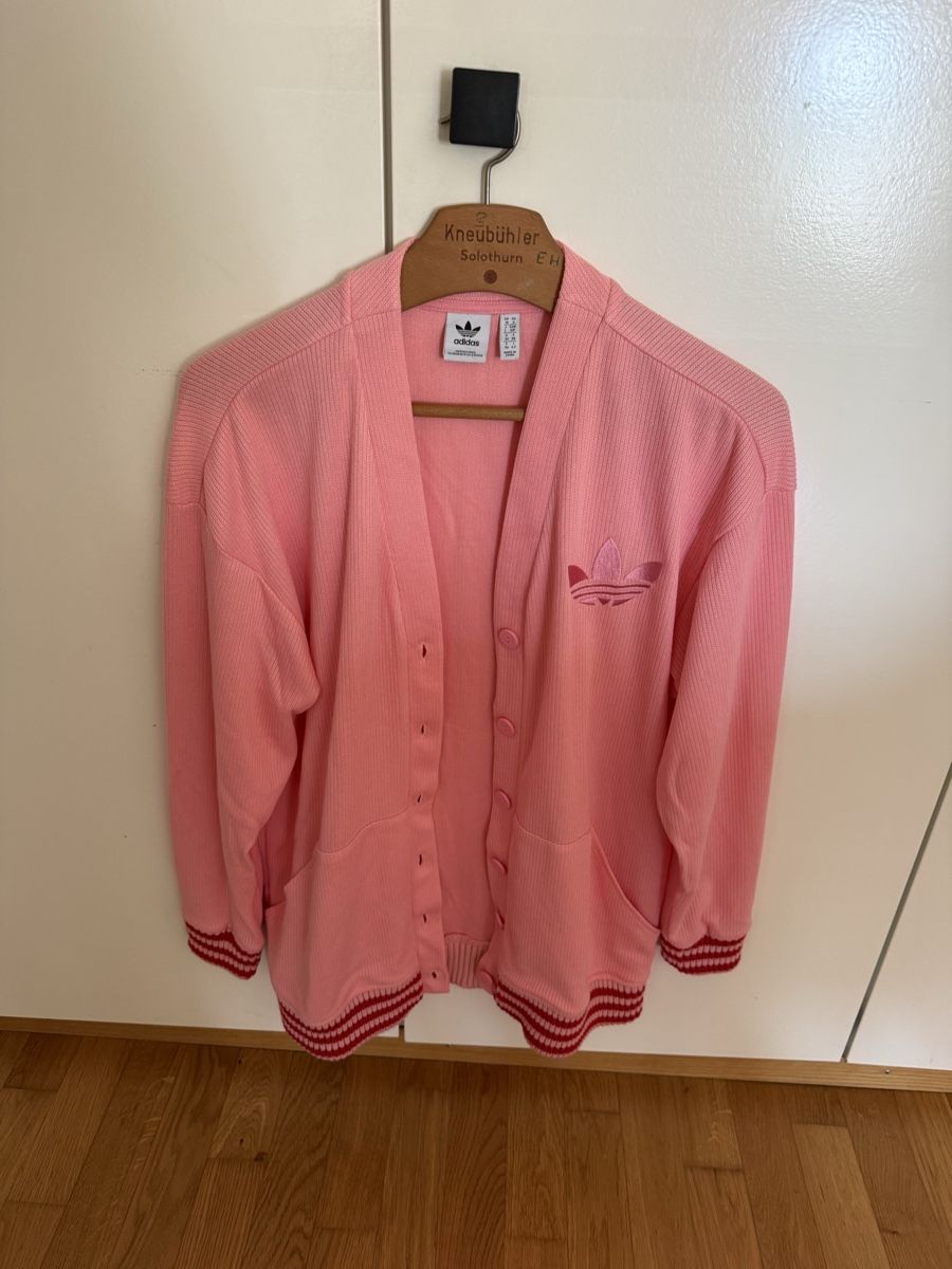 Adidas Giacche: Neues adidas jäckli  – Nuovo (secondo la descrizione) da Luterbach venduto da uhrmacherin89