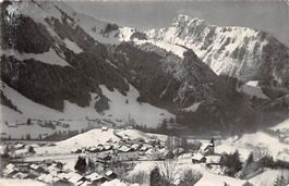 Rossinière et la Dent de Corjon