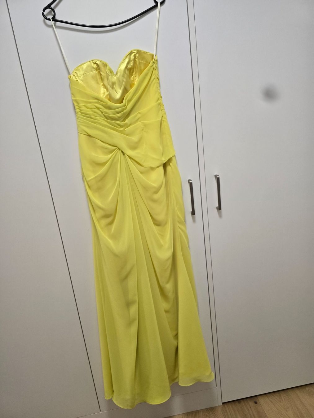Vestiti: Abendkleid gelb – Usato da Rümlang venduto da Arsasladi 1
