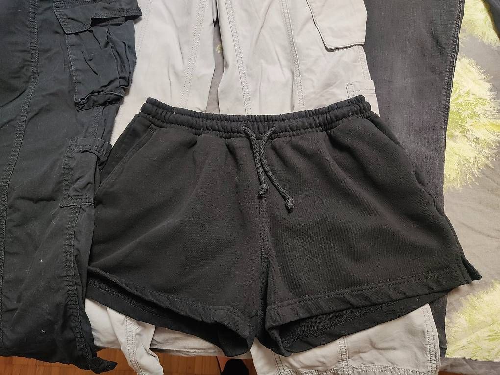 Hosen: Hosen in grösse 38 – Gebraucht aus Arbon von karolina_frank 1