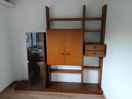 Wohnwand aus Holz