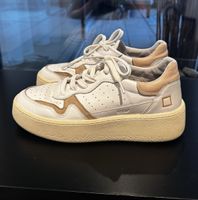 Sneaker D.A.T.E. 